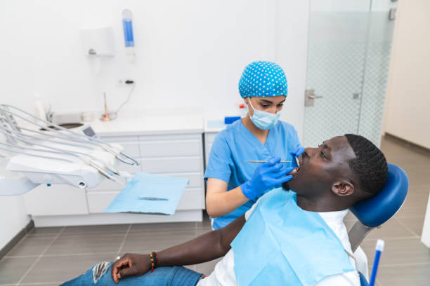 Best Cracked Tooth Emergency Dentist  in Minooka, IL